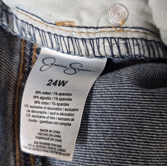 Jessica Simpson Throwback Vintage Straight Jeans 24W NWT Plus - Picture 8 of 8